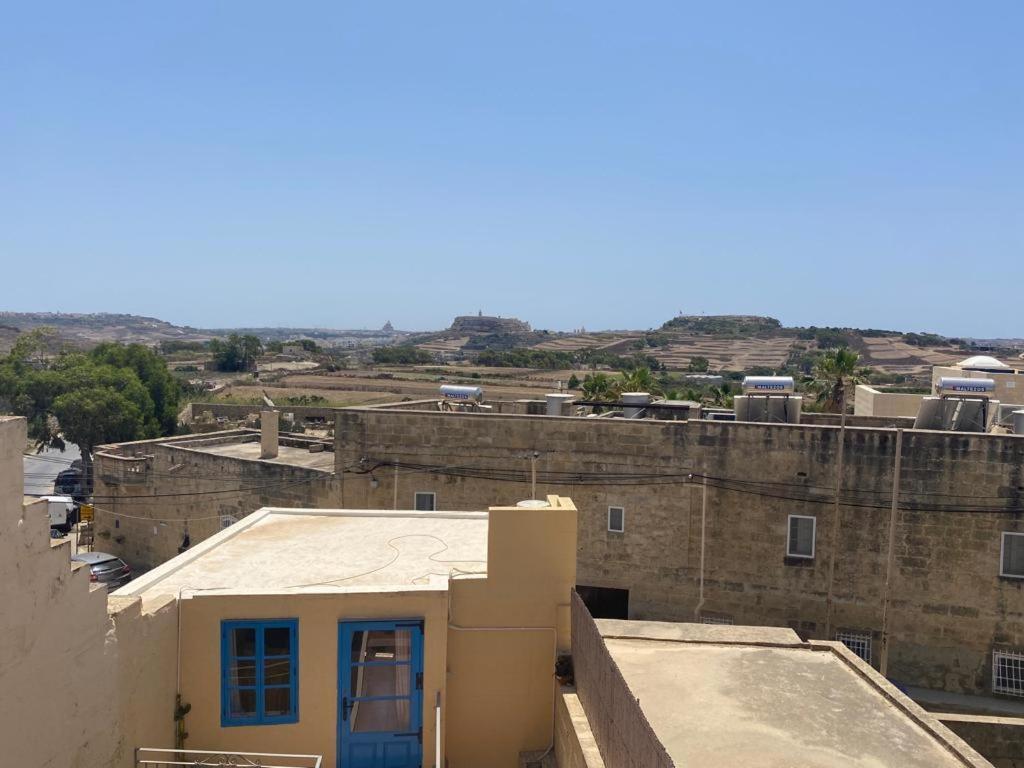 Razzett Warda B&B Għasri Екстериор снимка