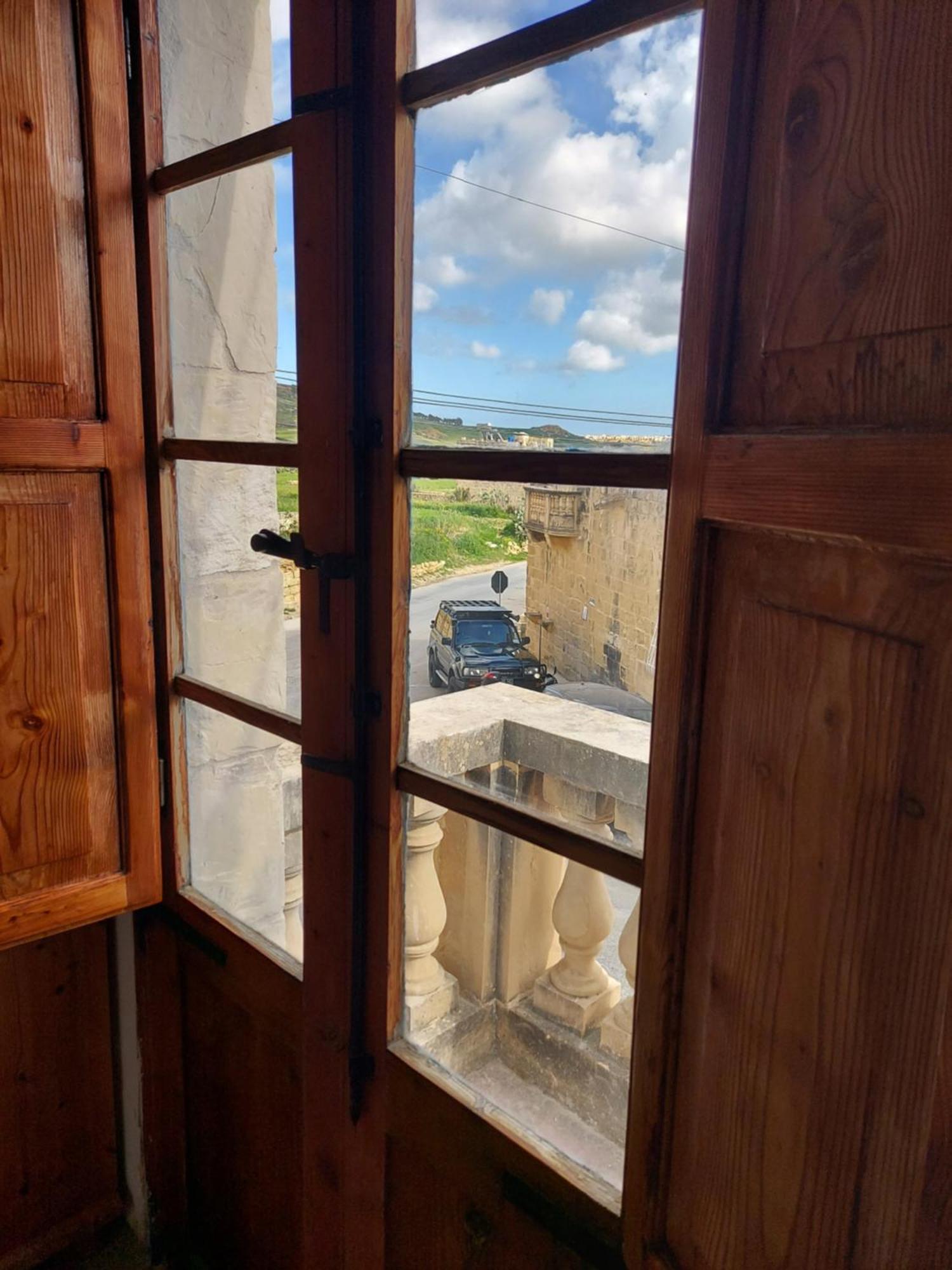 Razzett Warda B&B Għasri Екстериор снимка